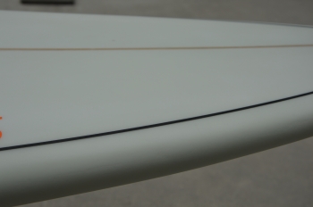 Black Wings 6'8 egg WAVE ROCKET cristal clear
